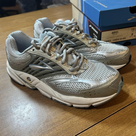Brooks Ariel Running Shoes Womens Size 7.5 Gray Silver Support Control Stability - Picture 4 of 7
